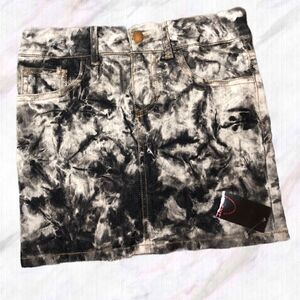 Black Acid Wash Jean Skirt SMALL